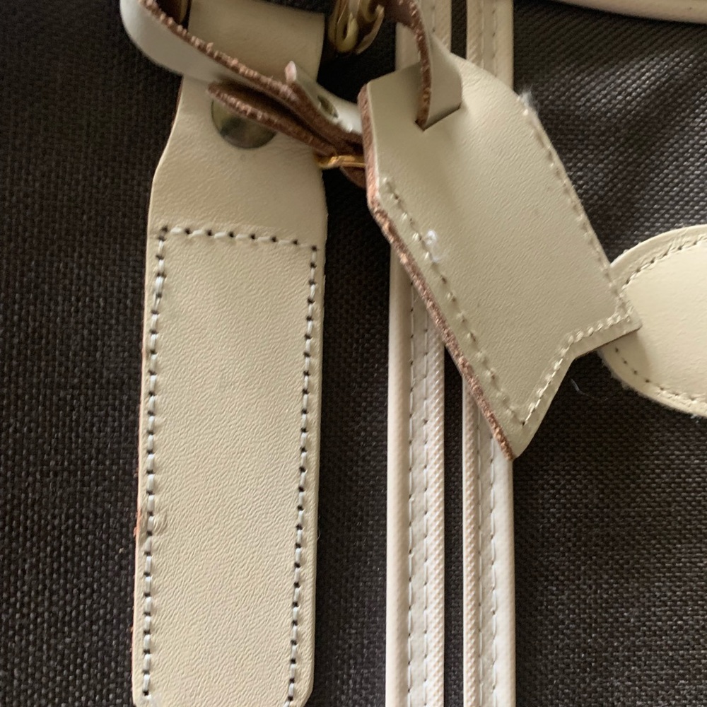 Vintage Lacoste by Lark carry on suitcase . - Picture 10 of 14